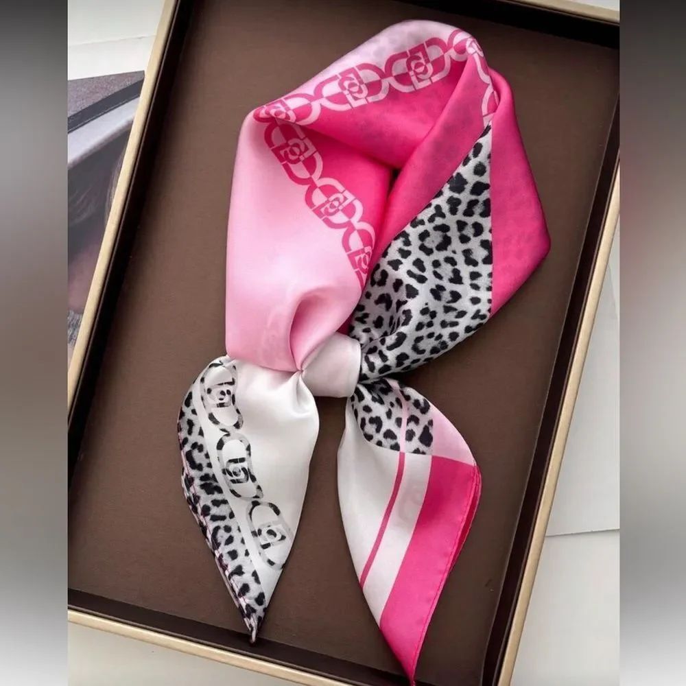 Pink Leopard Print Scarf A1573